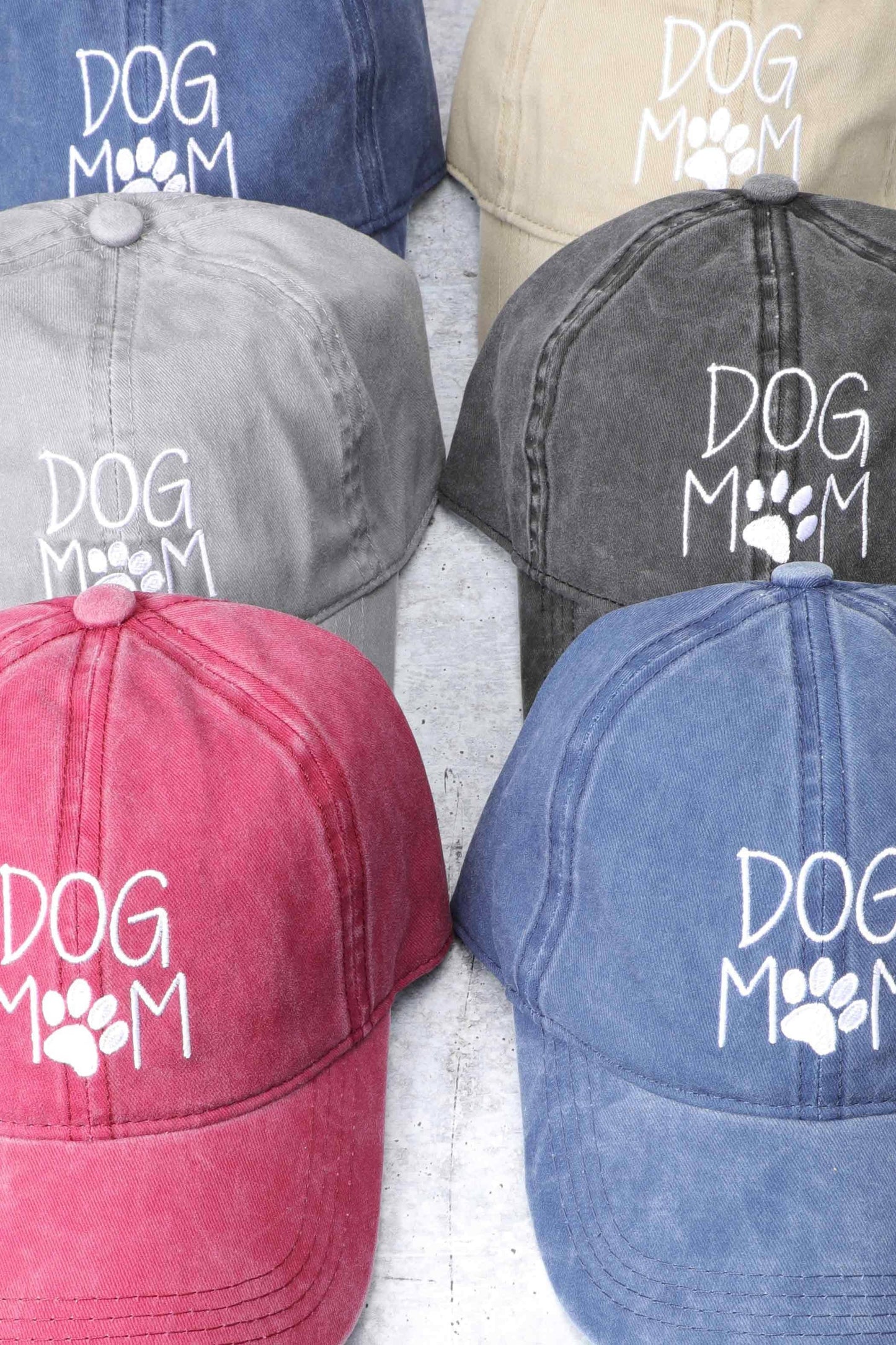 Embroidered Dog Mom Cotton Baseball Cap (GREEN ONLY)